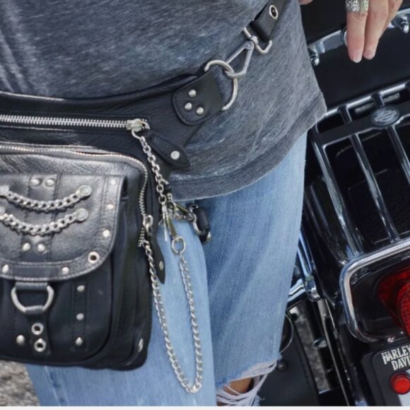 HANDS FREE BAG - ANTI THEFT-WEAR 8 WAYS - SOFT LEATHER - BROWN - LAST 1 - Picture 4 of 5